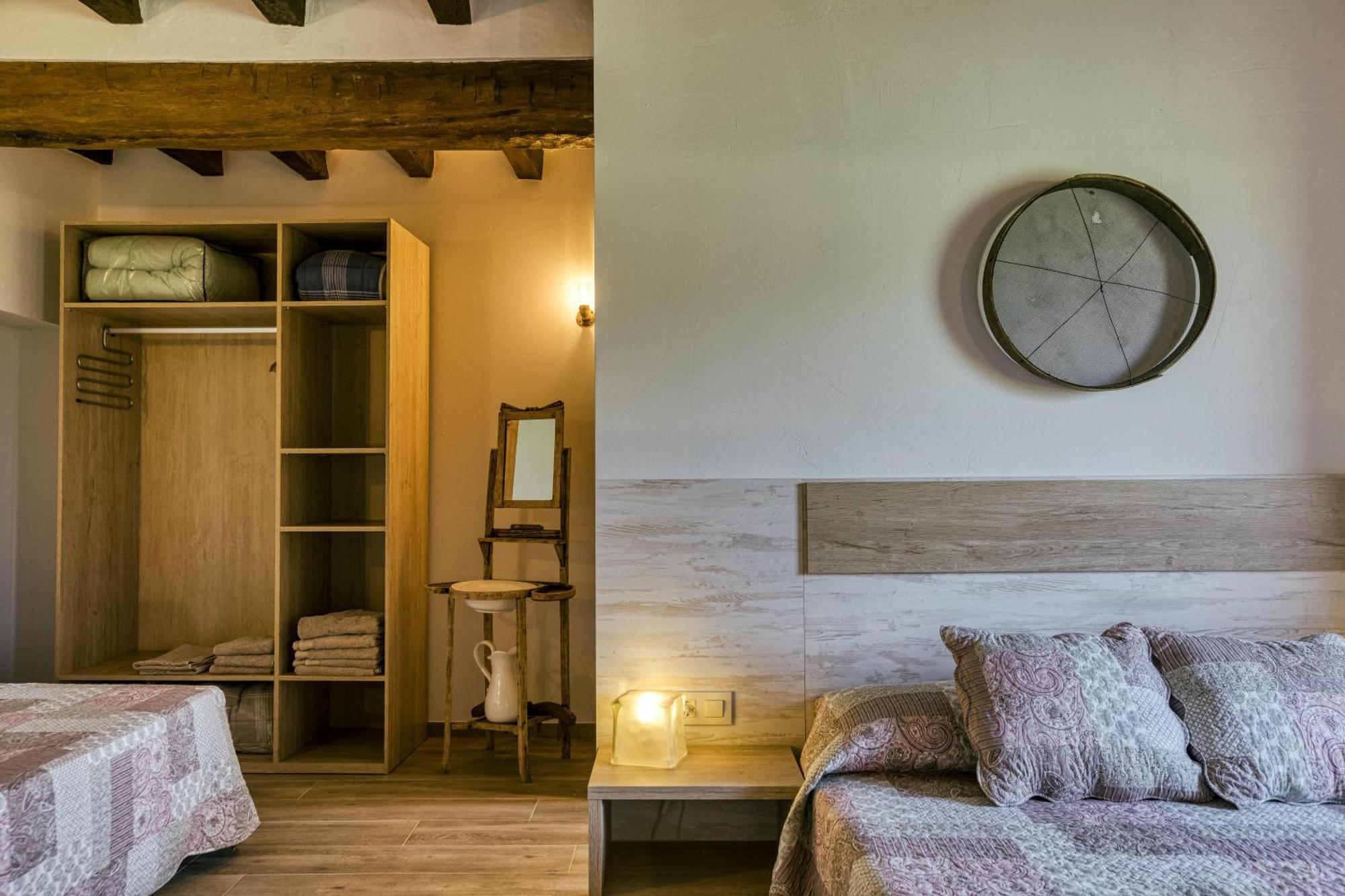 Casa Rural Mas Plantalech La Vall de Bianya Dış mekan fotoğraf