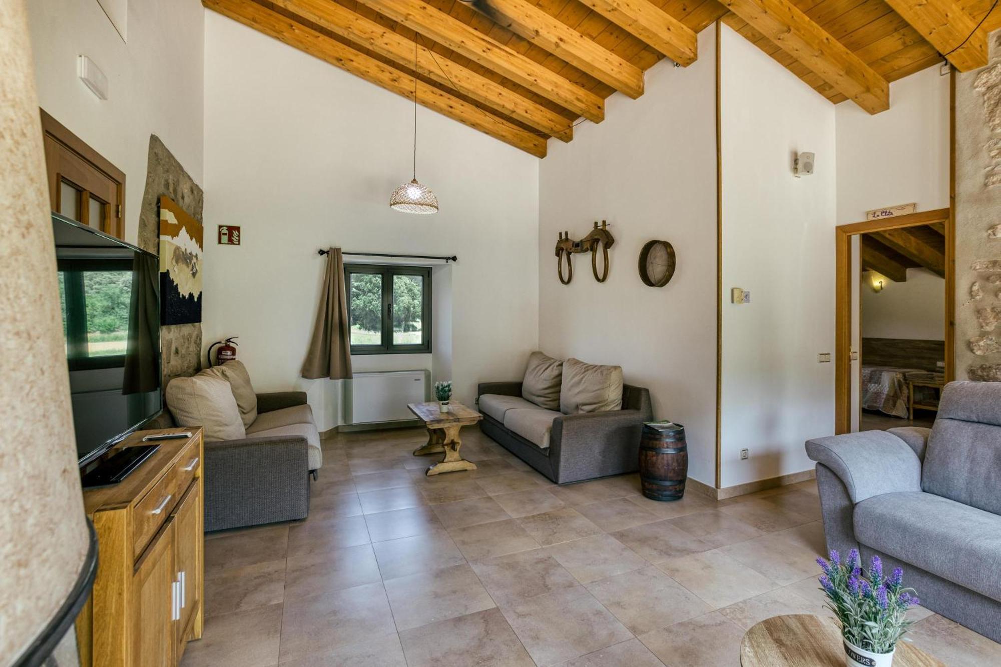 Casa Rural Mas Plantalech La Vall de Bianya Dış mekan fotoğraf